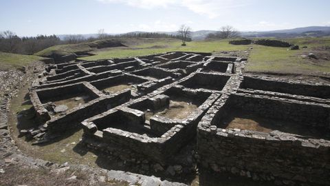 El castro de Castromaior destaca por su buena conservacin y las vistas del centro de la provincia de Lugo