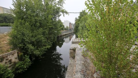 El puente, ubicado en el río Sarria, era el itinerario del Camino de Santiago