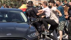 Varias personas se manifiestan contra la llegada del Pedro S�nchez a Ceuta, en la anterior crisis migratoria