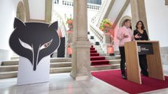 Fern�ndez Lores, con la vicepresidenta de AICE, Elena S�nchez, al anunciar esta semana la vuelta de los Feroz  a Pontevedra