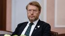 El l�der del partido Yabloko, Nikol�i Rybakov, este lunes en la audiencia sobre la demanda para cancelar el registro de la lista de candidatos de la formaci�n para las pr�ximas elecciones.