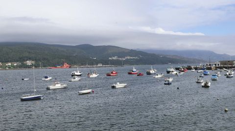 El futuro puerto deportivo de Corcubi�n, dentro de una amplia remodelaci�n de las instalaciones, lleva a�os de espera, pese a las reiteradas demandas y el consenso social y pol�tico. 