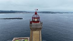 Nueva c�pula del faro de Avil�s