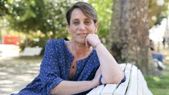 La incapacidad total tras una intervenci�n en el pie alej� a Elena de su trabajo en hosteler�a