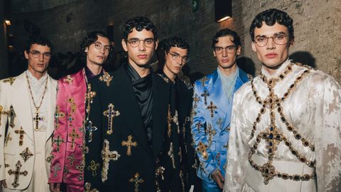 Dolce and Gabbana se inspir en la esttica litrgica de la iglesia para su desfile de alta costura