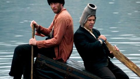 <span lang= gl >Os actores Sergio Zearreta e Miguel de Lira, nun fotograma da película «Crebinsky», que será proxectada o xoves no Teatro das Cortes, no Vicedo</span>