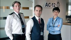 Adrian Dunbar, Martin Compson y Vicky McClure protagonizan �Line of Duty�