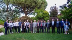 El Colexio Oficial de Enxe�eiros T�cnicos Industriais de A Coru�a (Coeticor) homenaje� a 48 de sus miembros que este a�o conmemoran las bodas de plata y oro profesionales