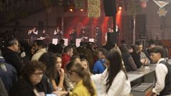 Moito p�blico durante o concerto que ofreceu o s�bado Benof�n Charanga