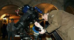 La observaci�n astron�mica se realizar� con un telescopio especial