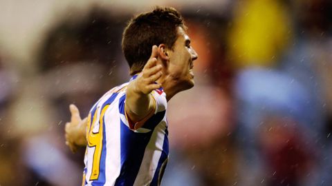 O seu primeiro gol �s ordes de Fernando V�zquez chegou nunha vitoria por 2-0 contra o Real Madrid Castilla en Riazor.