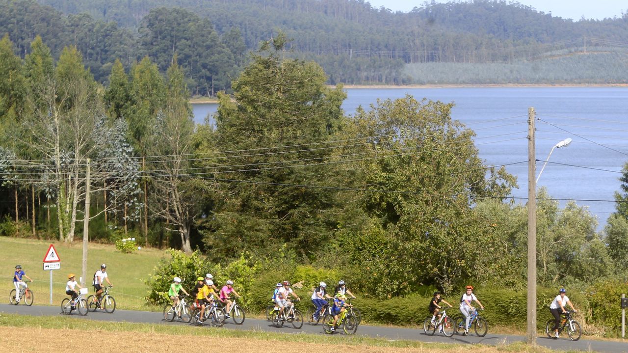 La gran fiesta familiar del Día de la Bici recorrerá Valdoviño este domingo