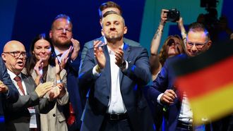 El candidato de la AfD, Ulrich Siegmund, tras ganar las elecciones en Sajonia-Anhalt.