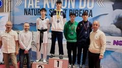 Diego Lij�, en lo m�s alto del podio en el torneo desarrollado en la capital barbanzana.