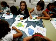 Participantes en el programa de conciliaci�n del Concello el pasado verano en el colegio de Fonti�as. 