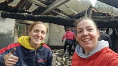 Los vecinos reconstruyen la casa de esta familia que ardi� en un incendio
