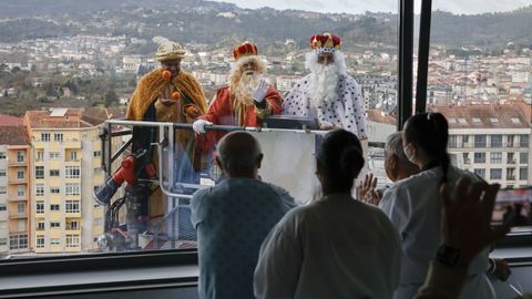 Visita de los Reyes Magos en el CHUO