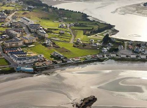 La retirada de las denuncias de la Xunta no ha supuesto el relanzamiento del urbanismo.