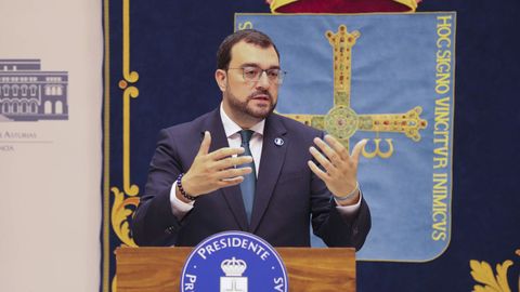 El presidente del Principado de Asturias, Adrin Barbn.