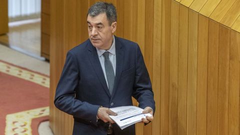 O conselleiro de Educaci�n, Rom�n Rodr�guez, durante unha intervenci�n no Parlamento galego