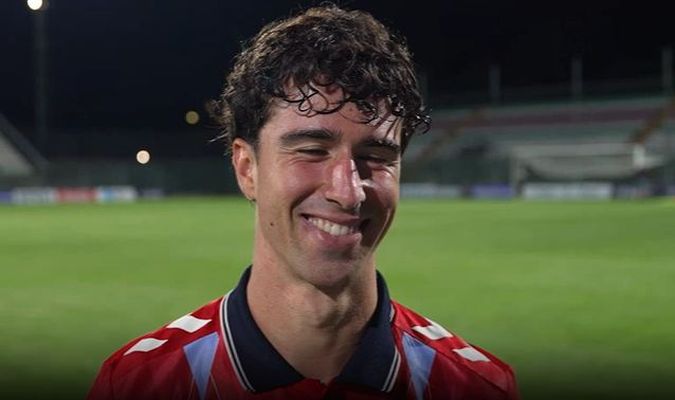 El futbolista del Celta Hugo Gonz�lez, tras saberse jugador del primer equipo.