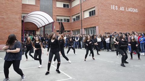  Performance  del IES As Lagoas, de Ourense