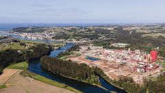La f&aacute;brica de celulosa de Ence en Navia