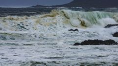 Oleaje en Cabana con alerta amarilla, en imagen de archivo 