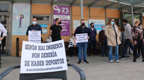 Protesta en la praza do Concello de O Barco