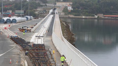 Obras del tren al puerto exterior de Ferrol.