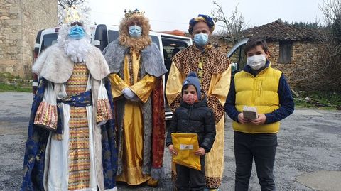 Los Reyes Magos pasaron por diferentes parroquias del municipio de Sober
