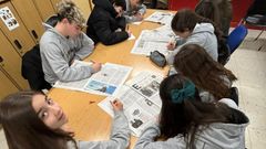 Alumnos del CPR Eduardo Pondal, de Cangas, que ganaron el concurso Periodismo en la escuela 2025/26