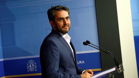 M�xim Huerta presenta su dimisi�n tras seis d�as como ministro