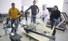 Sergio P�rez Treus, Mario Iglesias Caama�o, Jos� Luis Garc�a Soid�n y Tania Lima Bastos, el jueves, en el laboratorio de Fisiolog�a. 