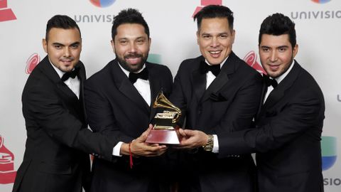 Mejor �lbum de M�sica Banda. �Ra�ces�, Banda El Recodo De Cruz Liz�rraga