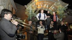 La vellada y el tractor filloeiro, anoche en A Bandeira