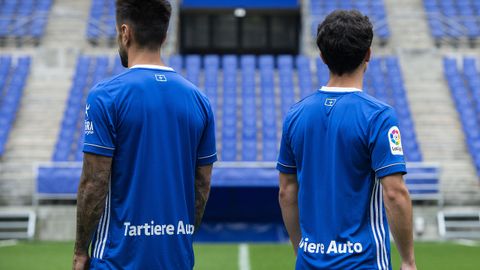 Parte trasera de la nueva camiseta del Real Oviedo