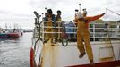 Foto de archivo de inmigrantes, tripulantes de un barco gallego de Gran Sol