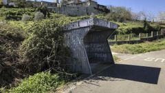 Una antigua marquesina de la Diputaci�n de Ourense.