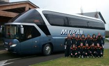 <span lang= es-es >Autos Mor�n dispone de un veh�culo del que apenas hay ejemplares en Espa�a</span>. De la flota de autobuses censada en la comarca de A Mari�a sobresale este Neoplan Starliner, de la mindoniense Autos Mor�n, un modelo de alta gama del que apenas hay ejemplares en Espa�a. 