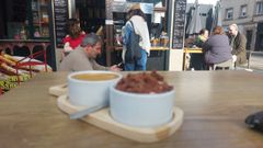 TuCaf&eacute; inaugura su carta de maridajes con un expreso de Etiop&iacute;a Yirgacheffe al que acompa&ntilde;a una espuma de San Sim&oacute;n con cacao