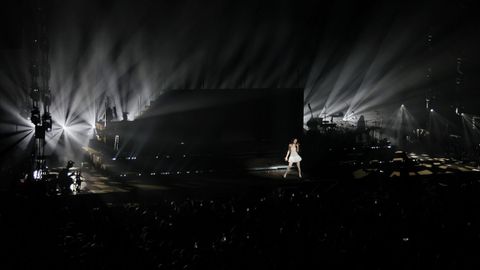 Amaia, en un momento de su actuaci�n en el Coliseum coru��s.