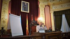 J�come, en el sal�n de plenos