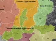 <span lang= es-es >Zonas paisax�sticas</span>. Dentro do Cat�logo das Paisaxes de Galicia, os municipios do sur lucense foron inclu�dos en tres grandes �reas, denominadas respectivamente Chairas e Fosas Luguesas, Serras Orientais e Ribeiras Encaixadas do Mi�o e do Sil. As tres engloban ademais outros concellos lim�trofes  