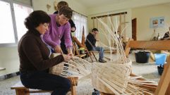 O curso de cester�a no Couto, en imaxes