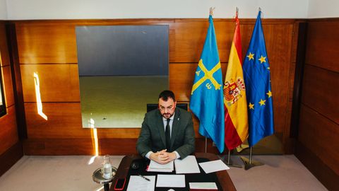 Adrin Barbn participa de forma telemtica en los Encuentros del Eo