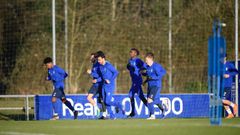 Jugadores del Oviedo en El Requex�n