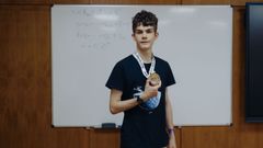 Pablo Freire con la medalla de plata de la Olimpiada Internacional de Matemticas. 