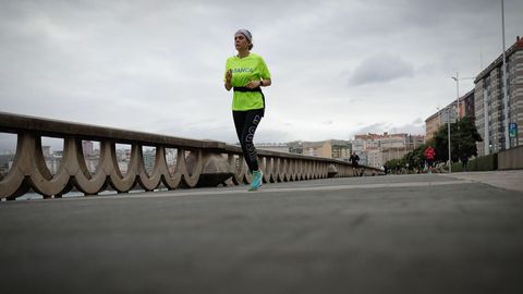Gente haciendo deporte a primera hora de esta ma�ana