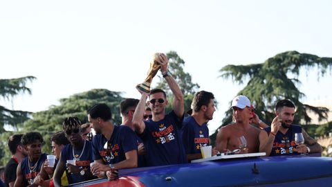 Los jugadores de la selecci�n, en la r�a de celebraci�n del Mundial. 
